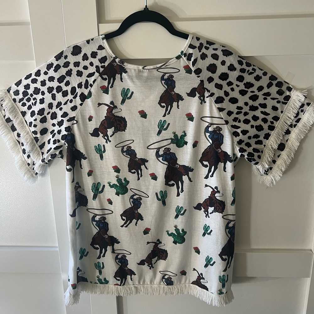 Western Print Fringe Tunic Top - Picture 2 of 6